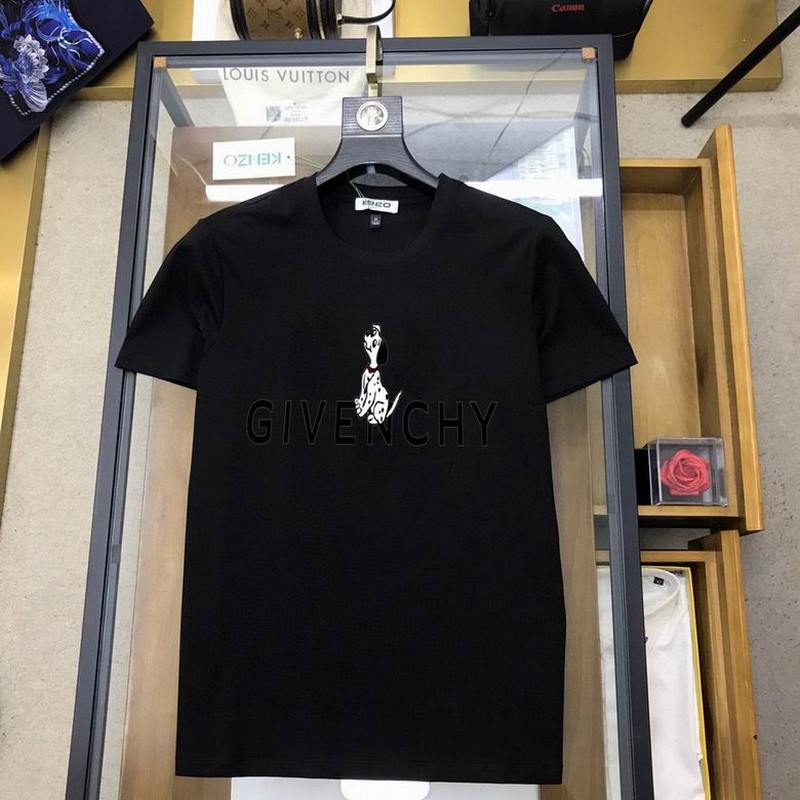 GIVENCHY Men's T-shirts 260